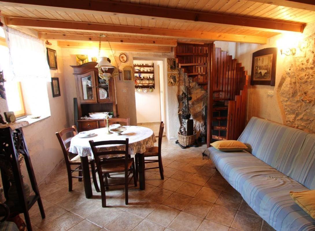 Apartmani Puric Malinska Esterno foto